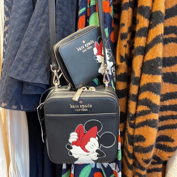 Kate Spade Disney Minnie Mouse Daisy Vanity Crossbody Bag & Zip Around Wallet - Picture 7 of 16